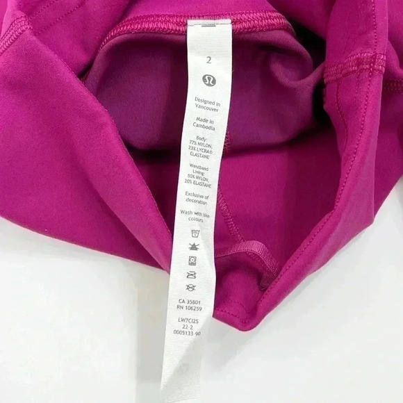 Lululemon NWT Wunder Train Contour Fit High-Rise Short 8" Magenta Purple - Picture 10 of 11